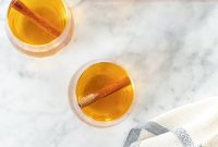 Crafting Homemade Apple Pie Moonshine