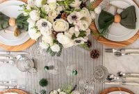 Sparkling Christmas Tablescapes