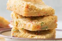 Vanilla Bean Blondies