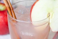 The Quintessential Homemade Apple Cider Cocktail