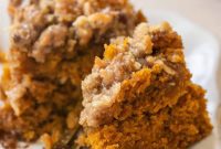 Warm Spiced Pumpkin Crumb Cake