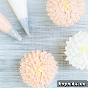 Floral Frosting Cupcakes