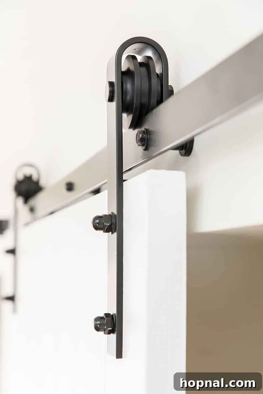 close up of top track 