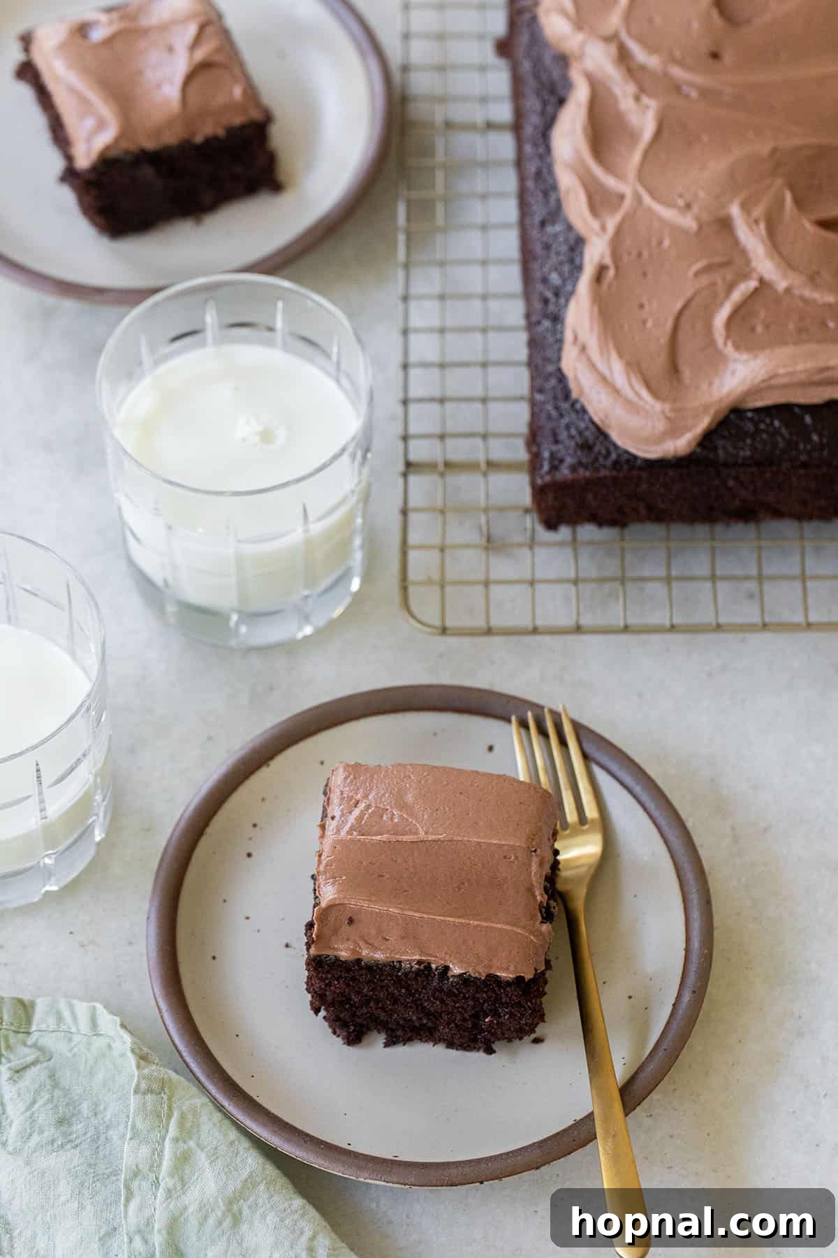 25 Heavenly Homemade Cake Creations 20 Homemade moist chocolate cake, truly the best recipe.