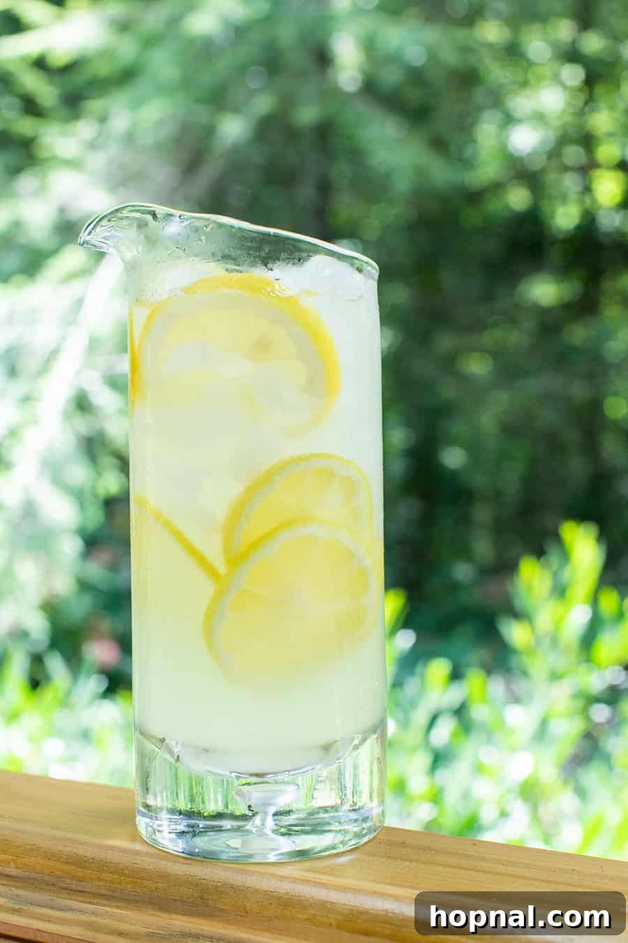 Craft Your Perfect Arnold Palmer 4 Homemade lemonade, a key component for an authentic Arnold Palmer