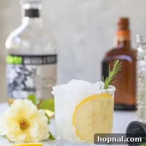 A vibrant and refreshing lemon margarita cocktail, beautifully presented.