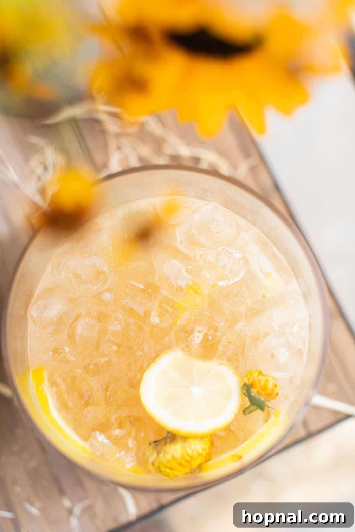 Ginger whiskey punch with lemon juice and ginger, perfect fall cocktail for a harvest party