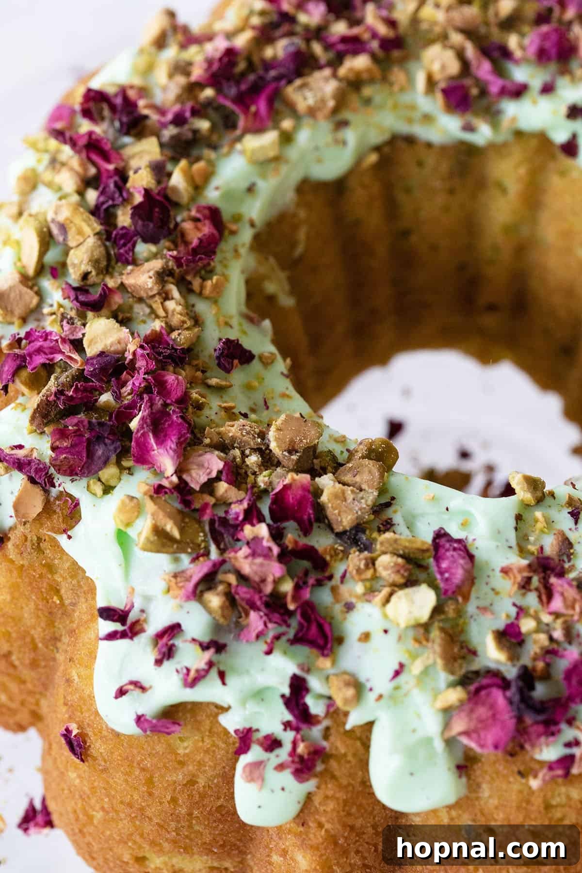 easy pistachio bundt cake