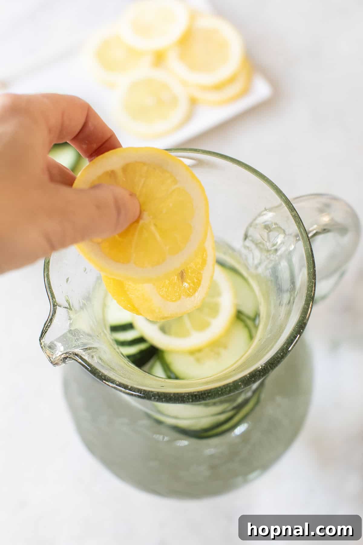 Homemade Cucumber Lemon Refreshment - Hopnal