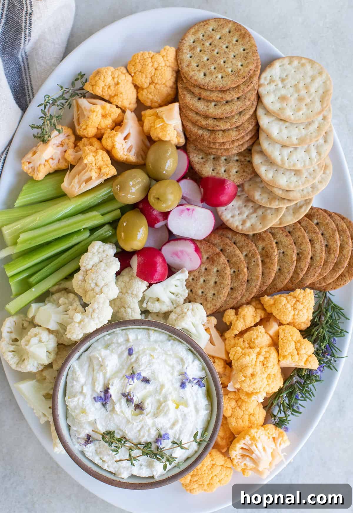 60 Quick and Easy Party Appetizer Recipes 4 platter with crackers, vegetables and goat cheese dip