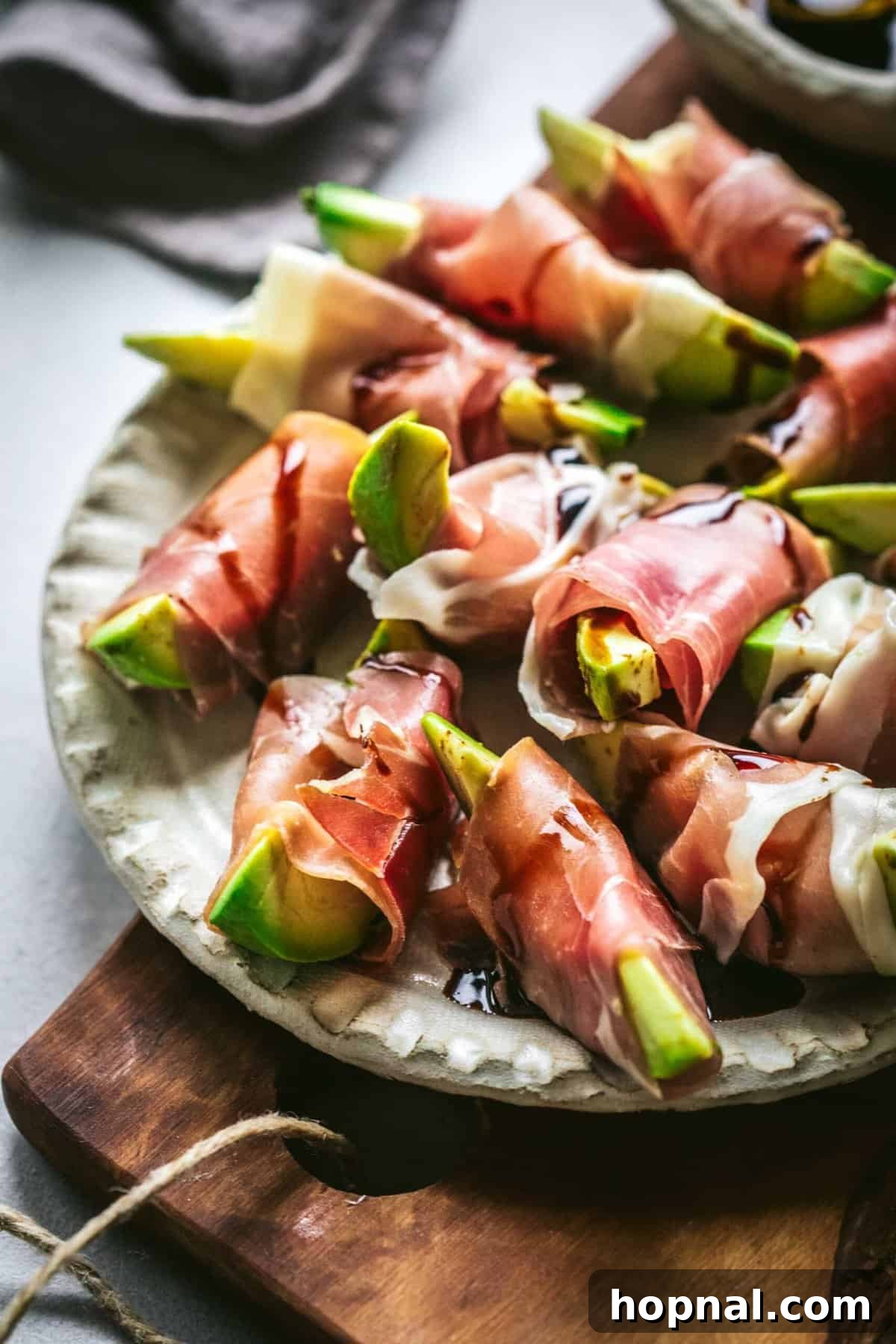 60 Quick and Easy Party Appetizer Recipes 31 Prosciutto Wrapped Avocado Appetizers