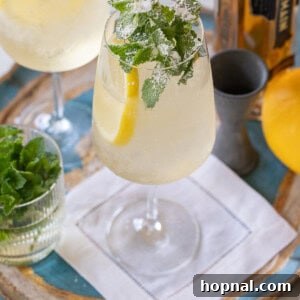 Hugo spritz with Prosecco, lemon, mint and Elderflower.
