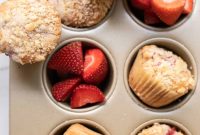 Strawberry Streusel Muffins Recipe with Crunchy Topping